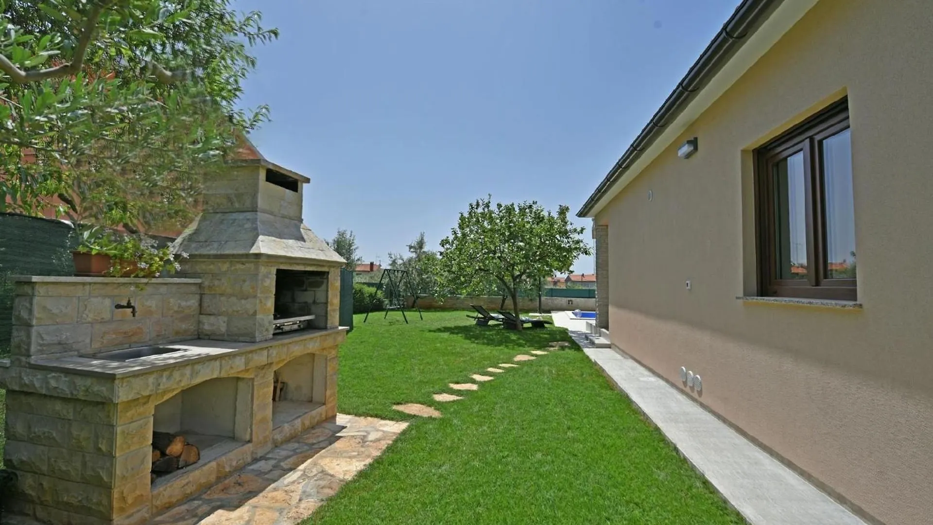 Holiday home Ferienhaus Mit Privatpool Fuer 6 Personen Ca 100 Qm In Galizana, Istrien Istrische Riviera