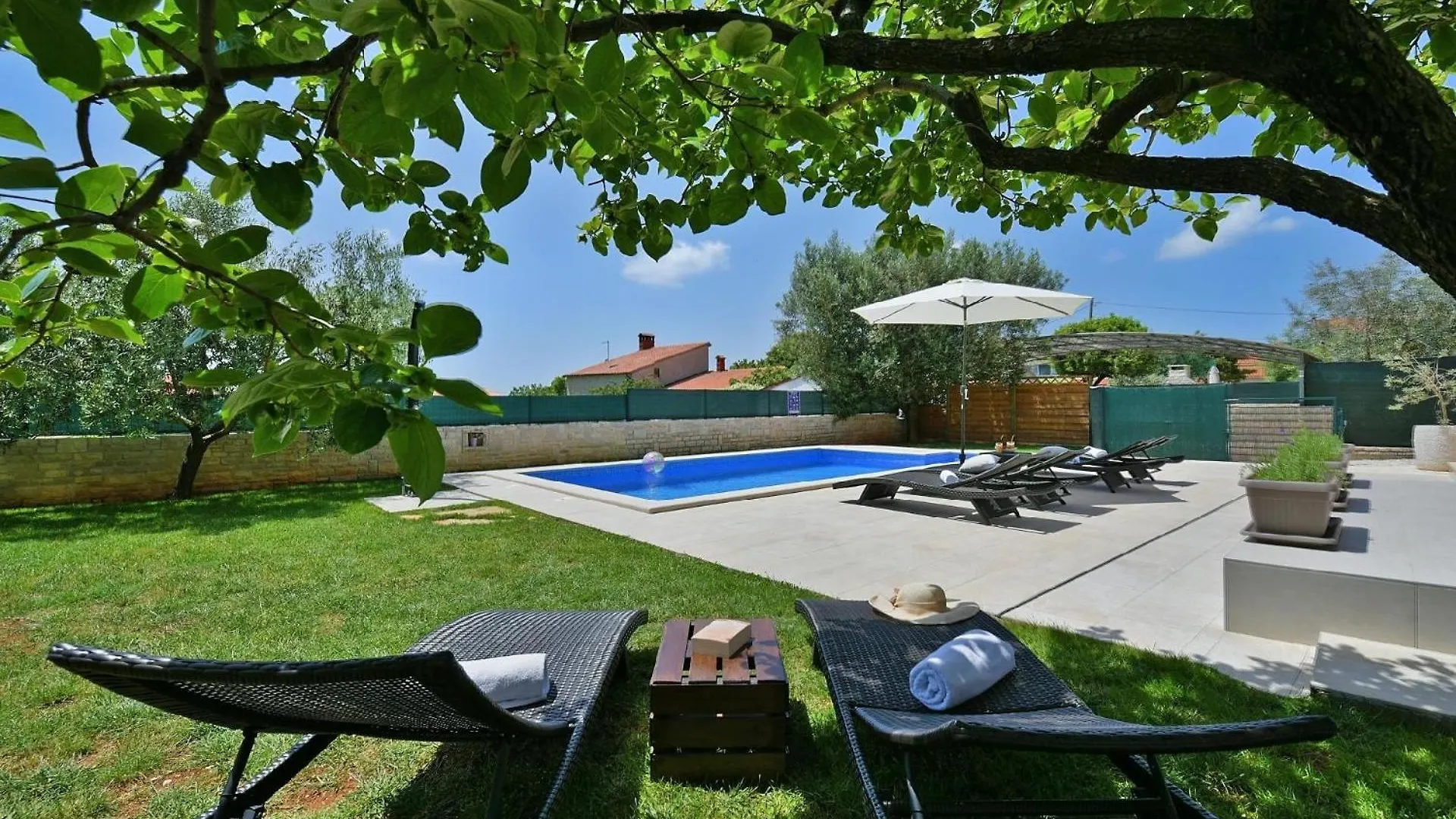 Ferienhaus Mit Privatpool Fuer 6 Personen Ca 100 Qm In Galizana, Istrien Istrische Riviera Holiday home